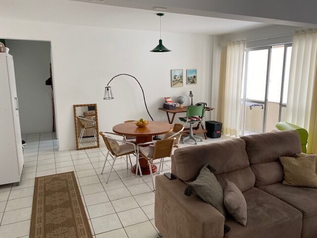 Apartamento à venda com 2 quartos, 67m² - Foto 10