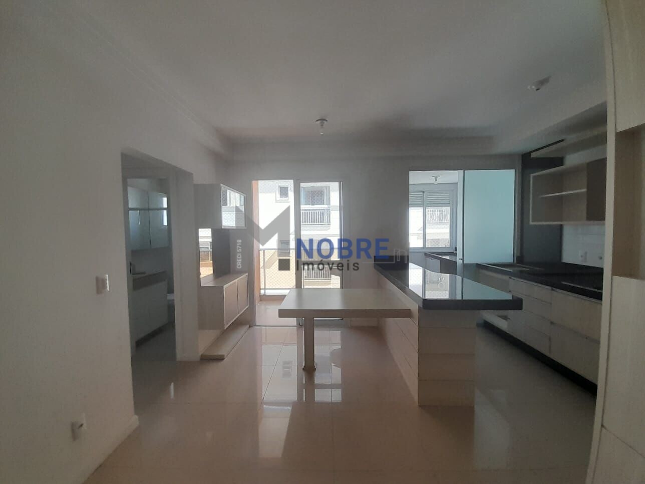 Apartamento à venda com 2 quartos, 61m² - Foto 18