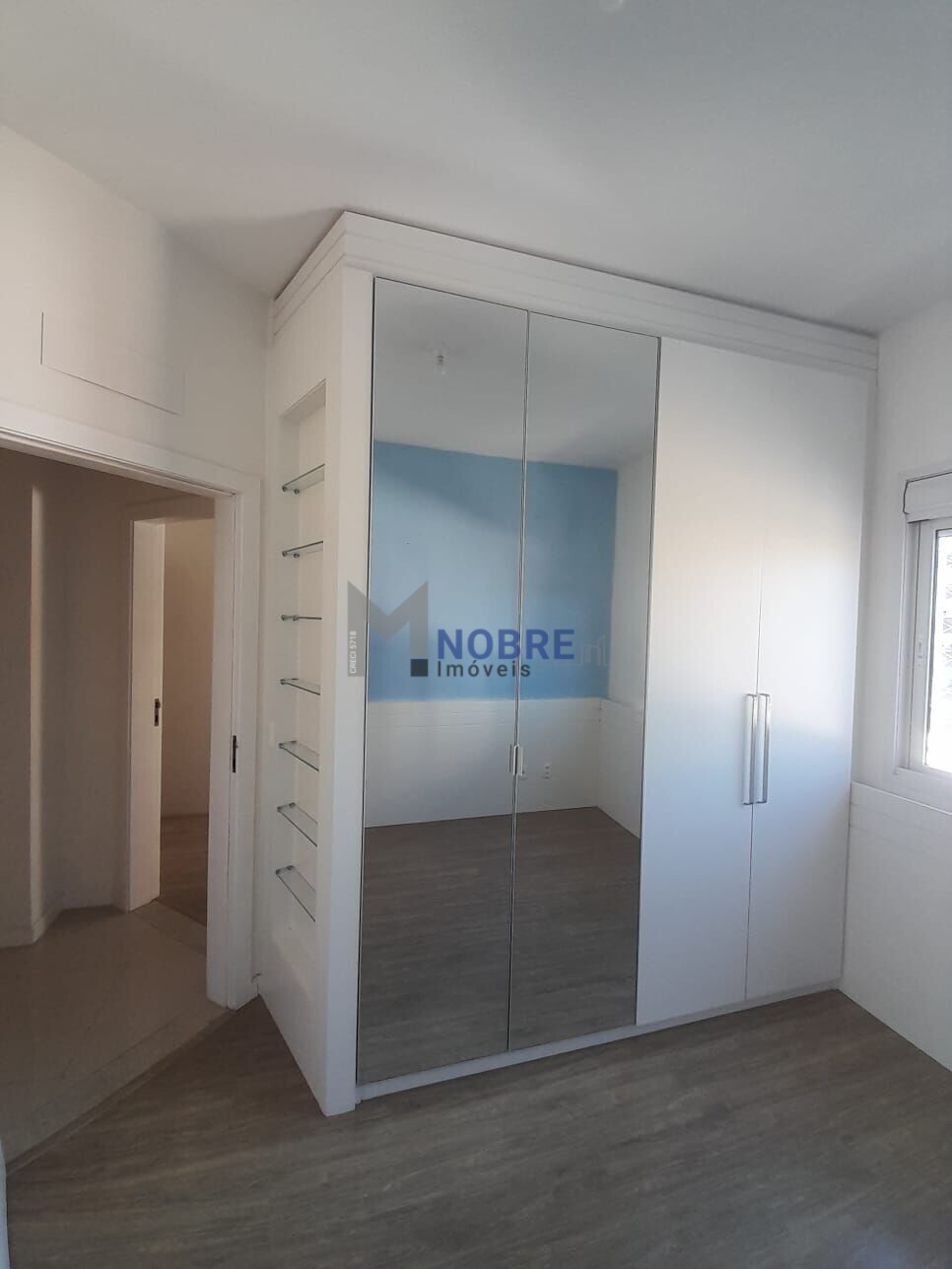 Apartamento à venda com 2 quartos, 61m² - Foto 4