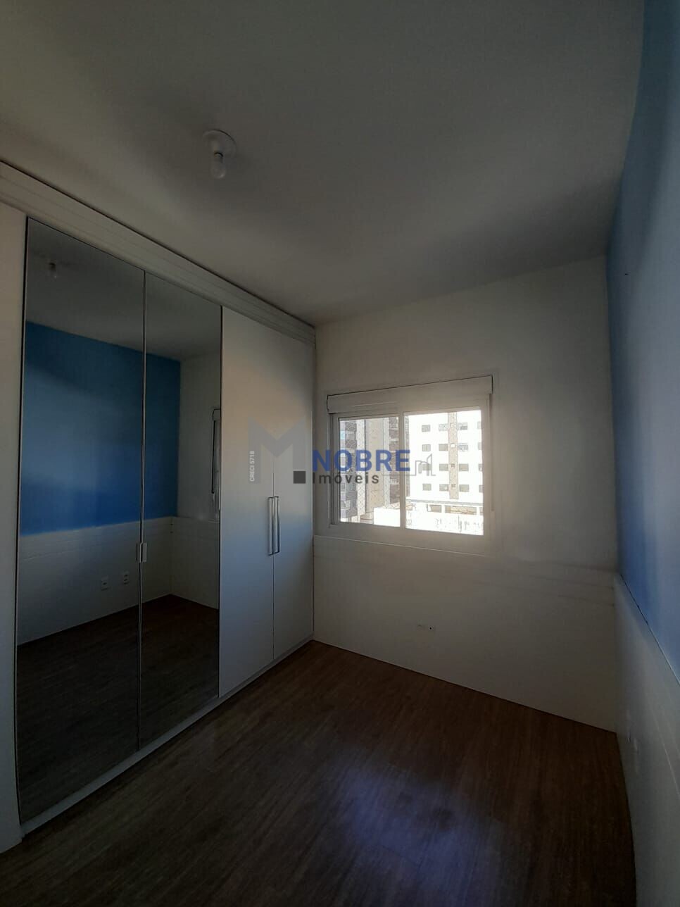 Apartamento à venda com 2 quartos, 61m² - Foto 3