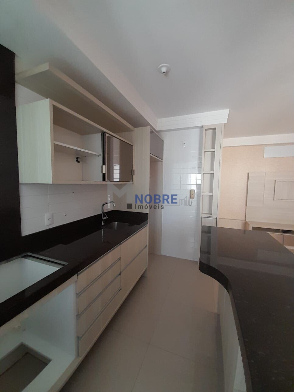 Apartamento à venda com 2 quartos, 61m² - Foto 32