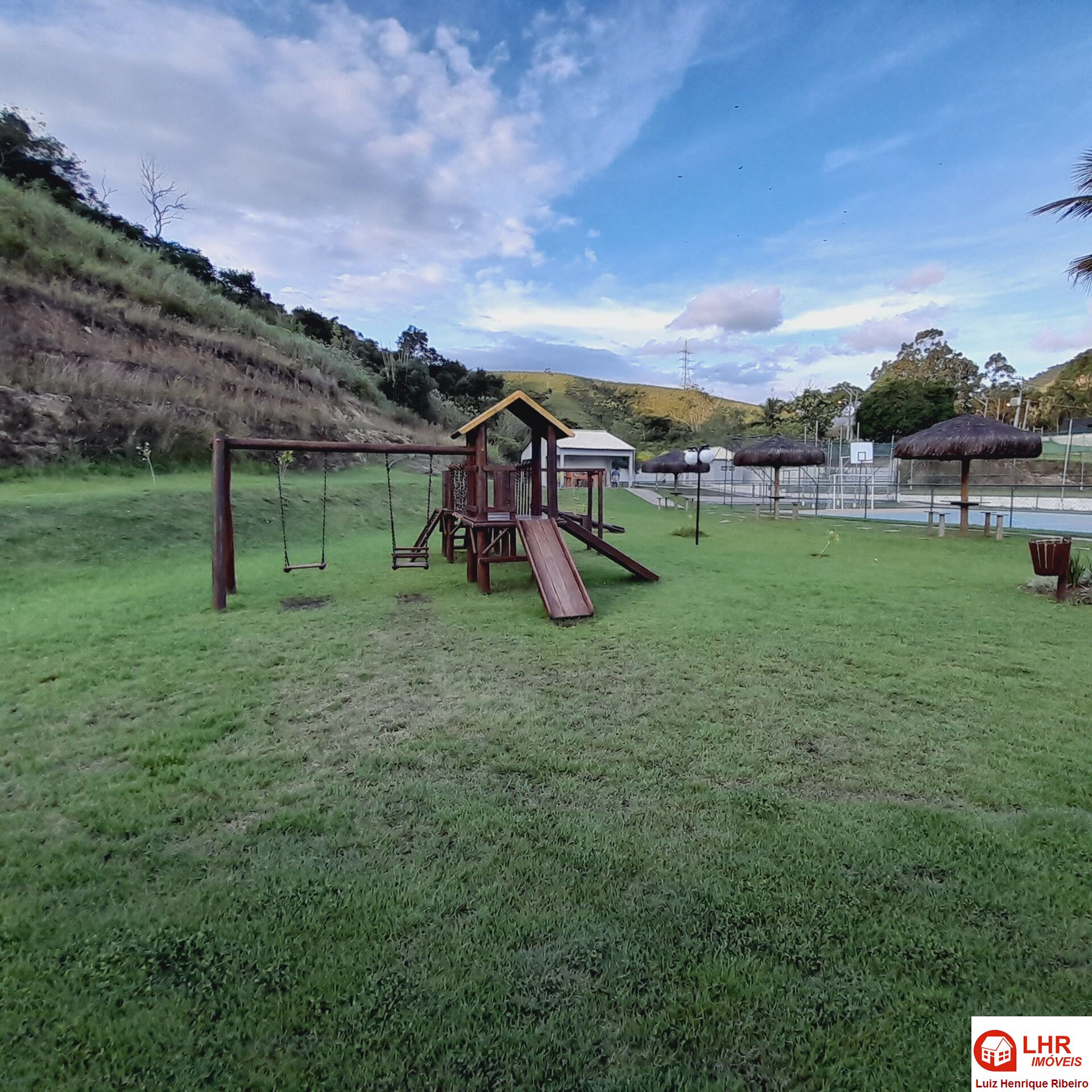 Terreno à venda, 216m² - Foto 30