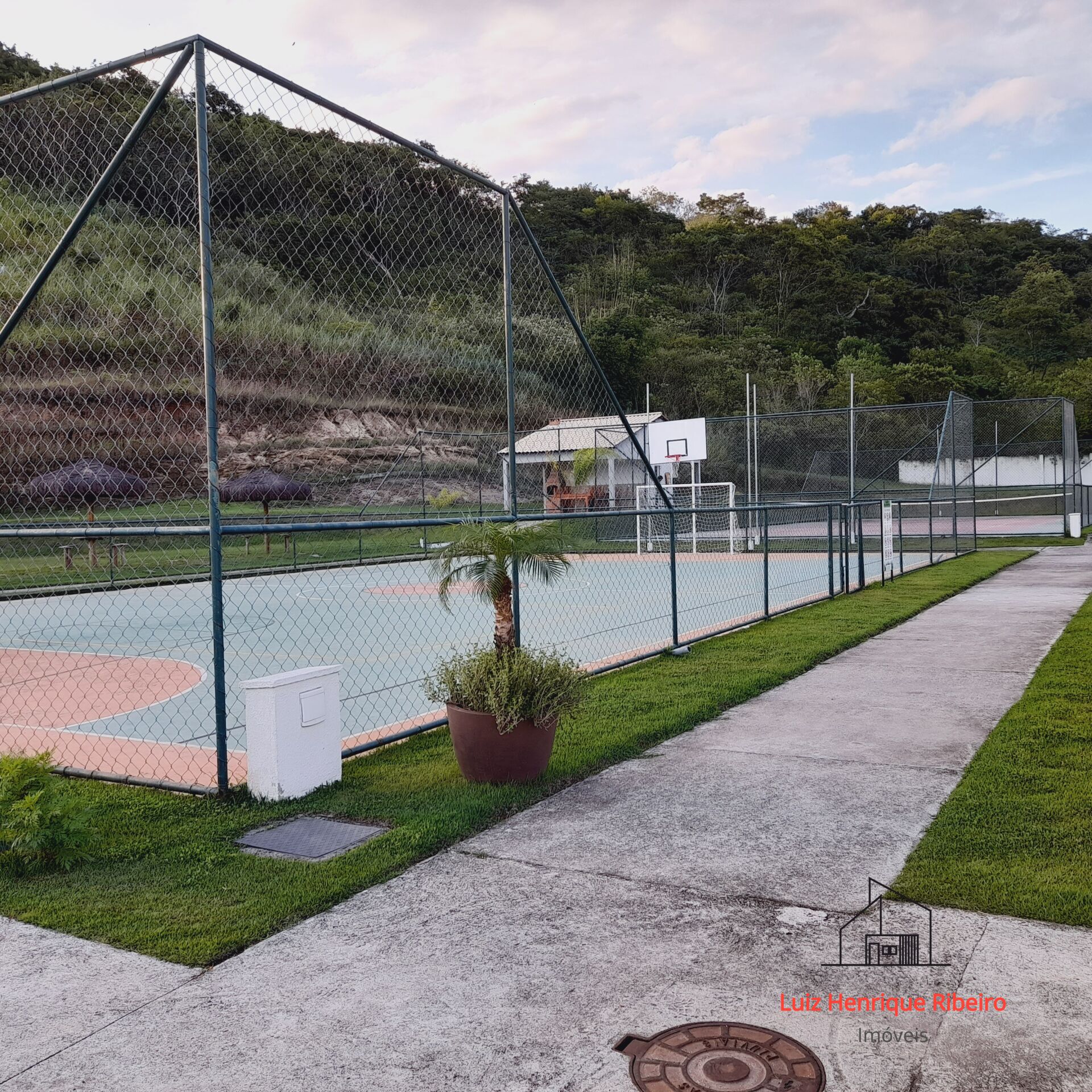 Terreno à venda, 216m² - Foto 35