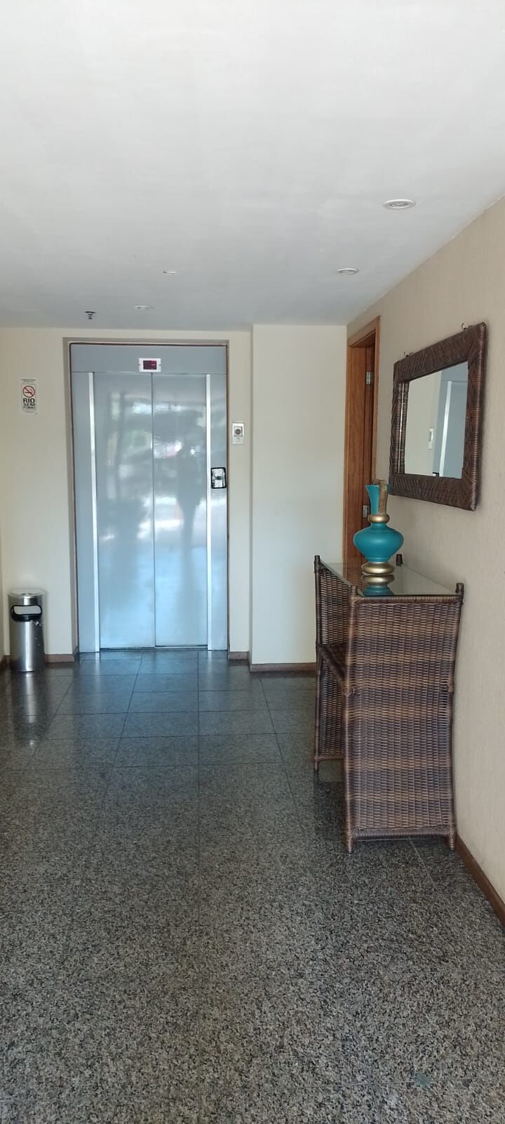 Apartamento à venda com 2 quartos, 53m² - Foto 18