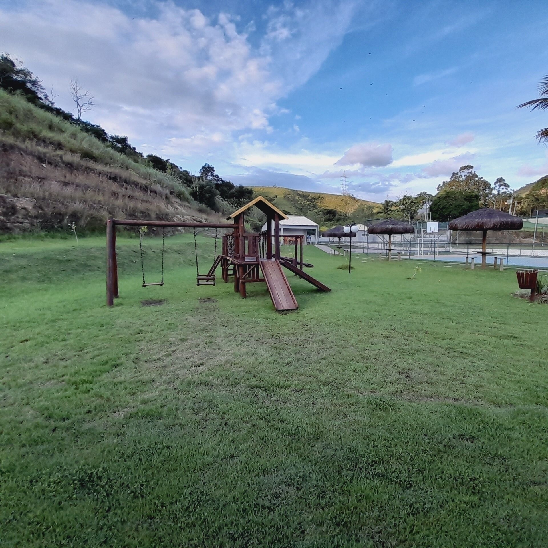 Terreno à venda, 216m² - Foto 12