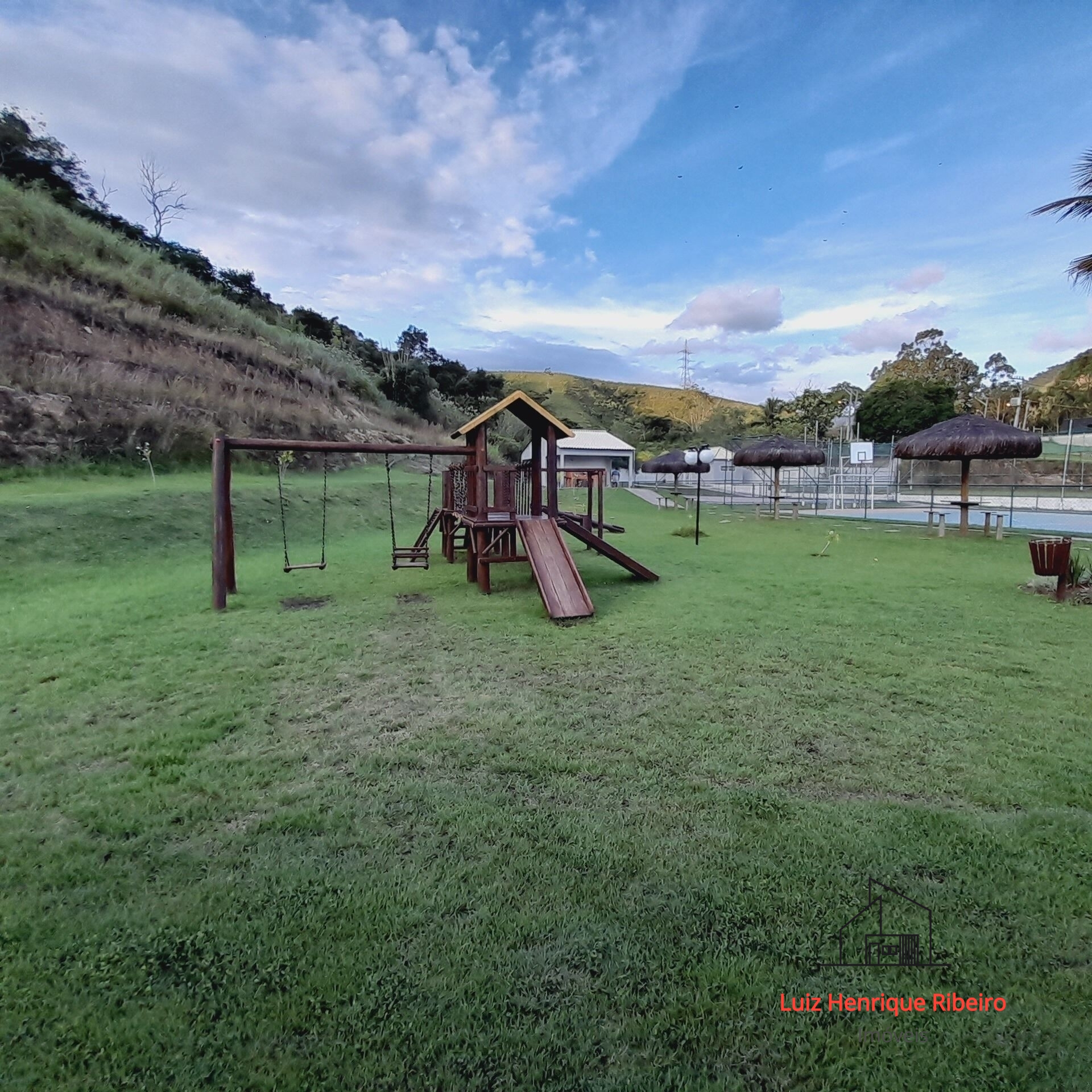 Terreno à venda, 216m² - Foto 11