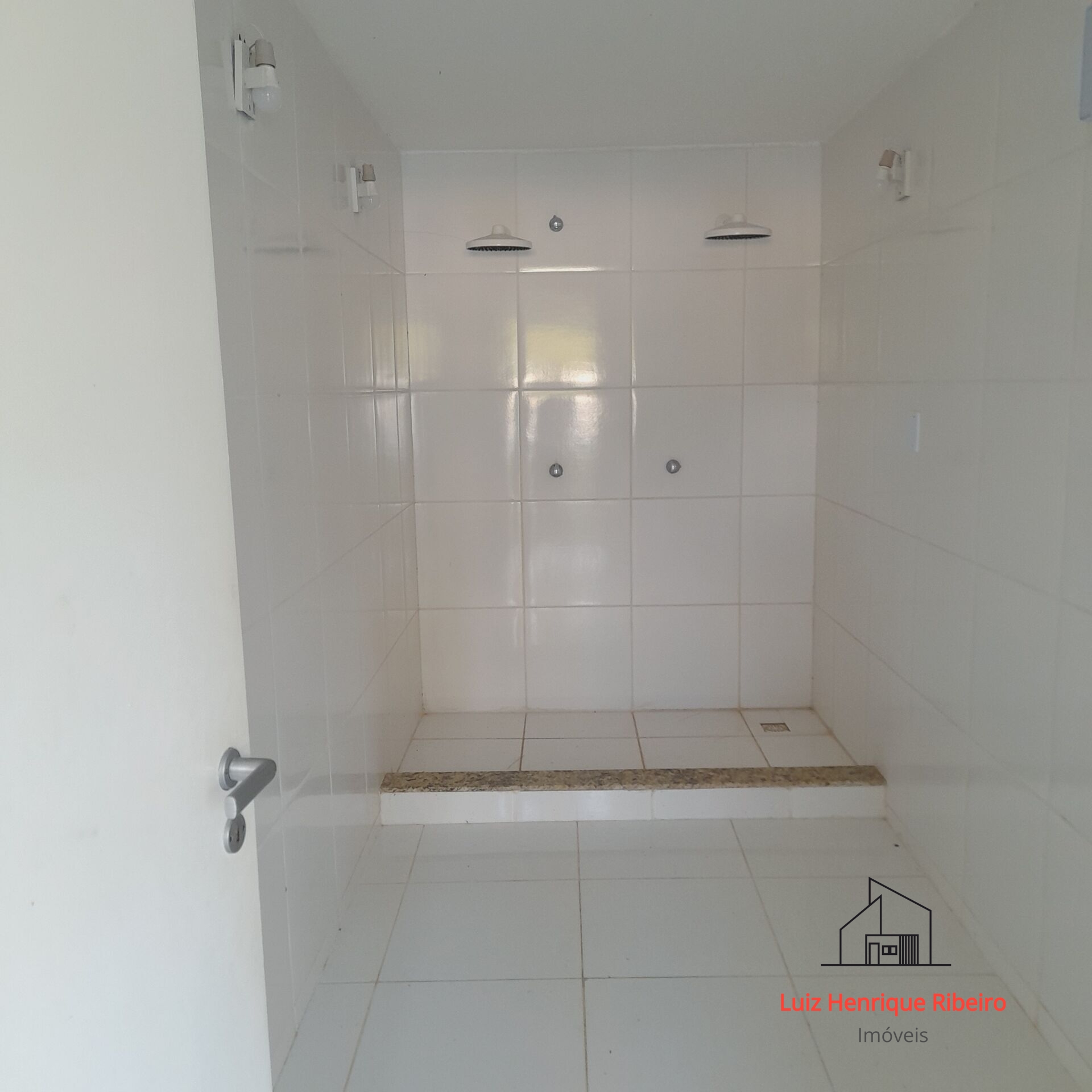 Terreno à venda, 216m² - Foto 10