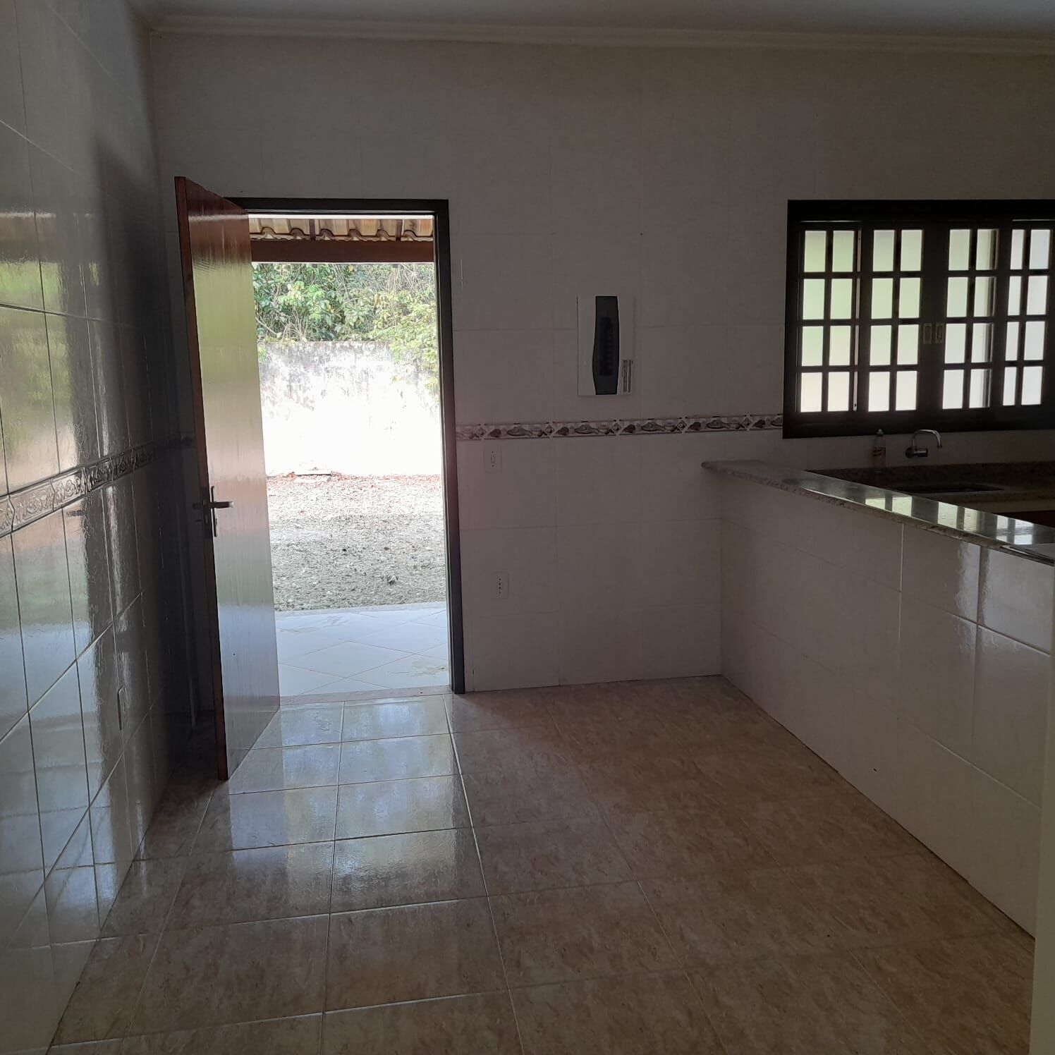 Casa de Condomínio para alugar com 3 quartos, 110m² - Foto 5