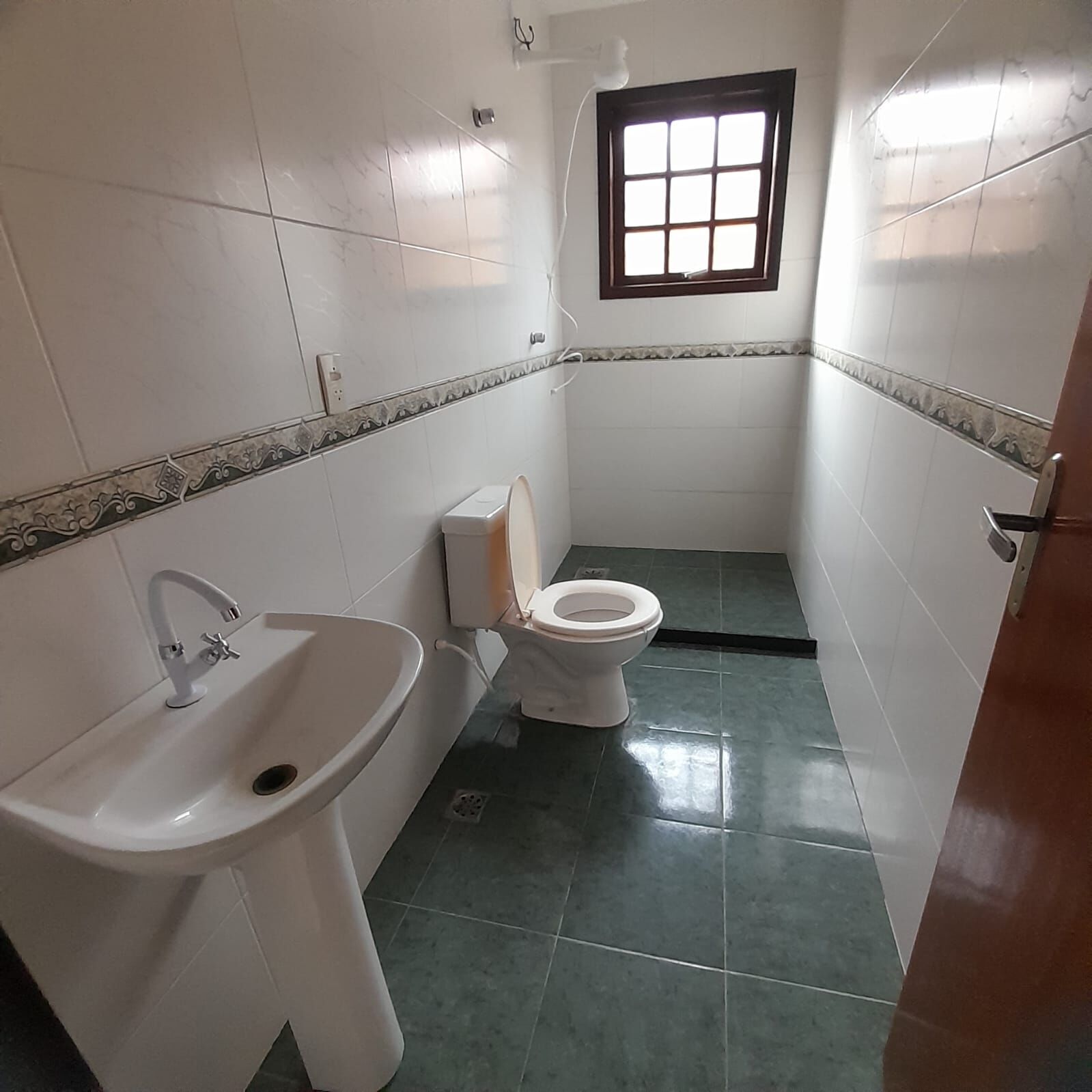 Casa de Condomínio para alugar com 3 quartos, 110m² - Foto 7