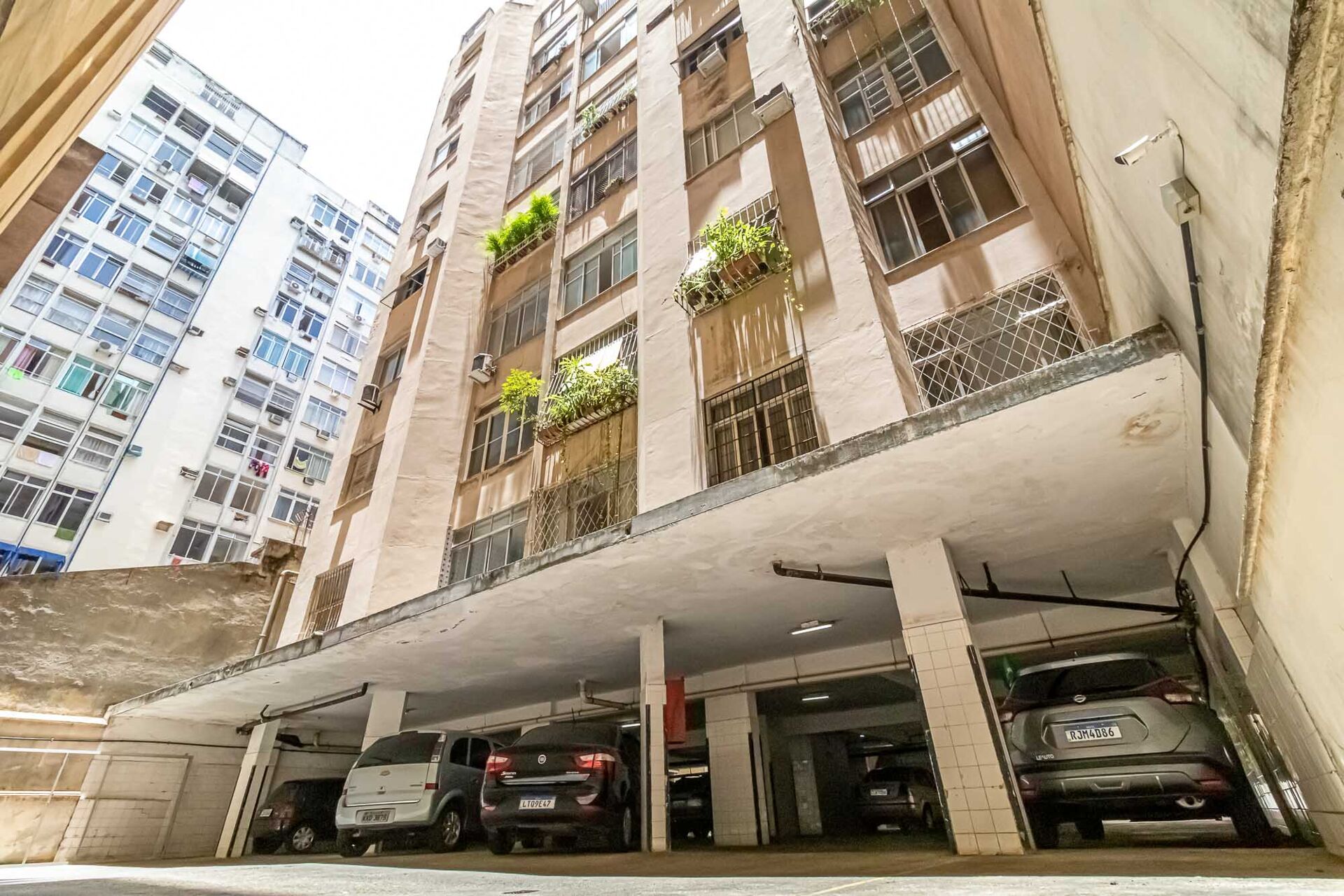 Apartamento à venda com 3 quartos, 135m² - Foto 3