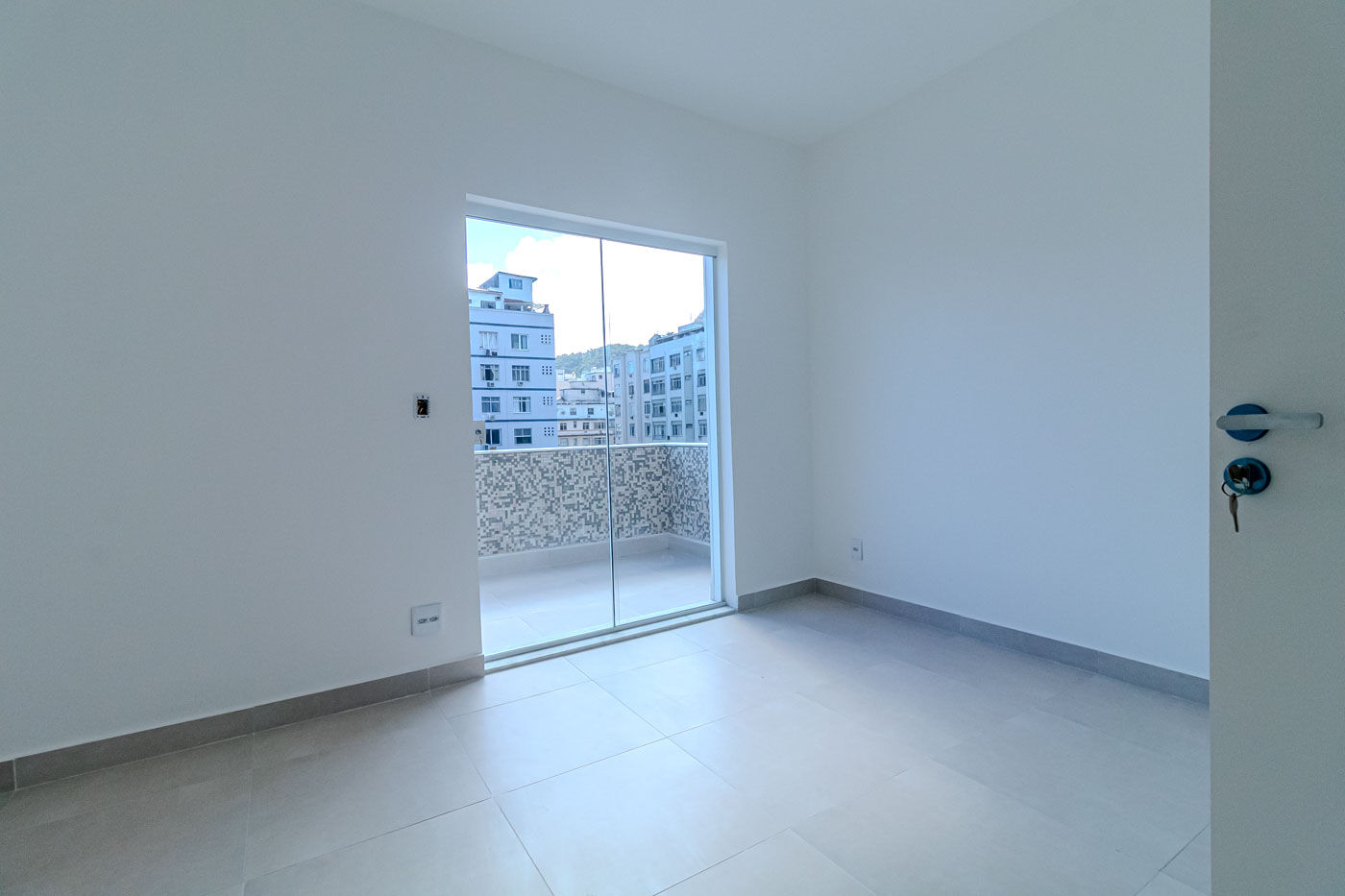 Apartamento à venda com 3 quartos, 135m² - Foto 25