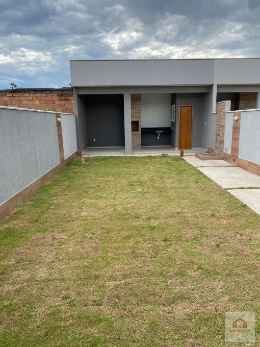 Casa à venda com 3 quartos, 100m² - Foto 7