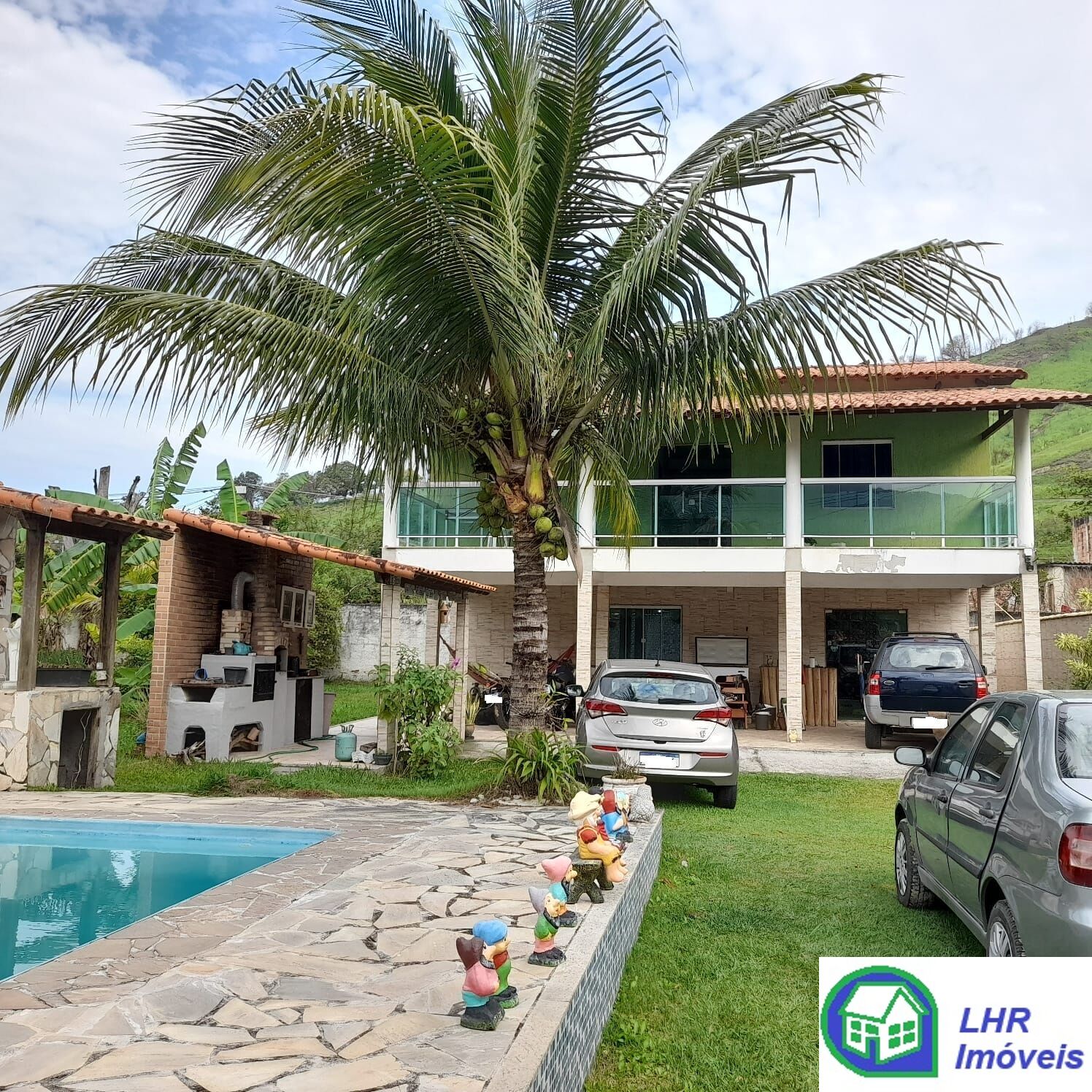 Casa, 3 quartos, 200 m² - Foto 1