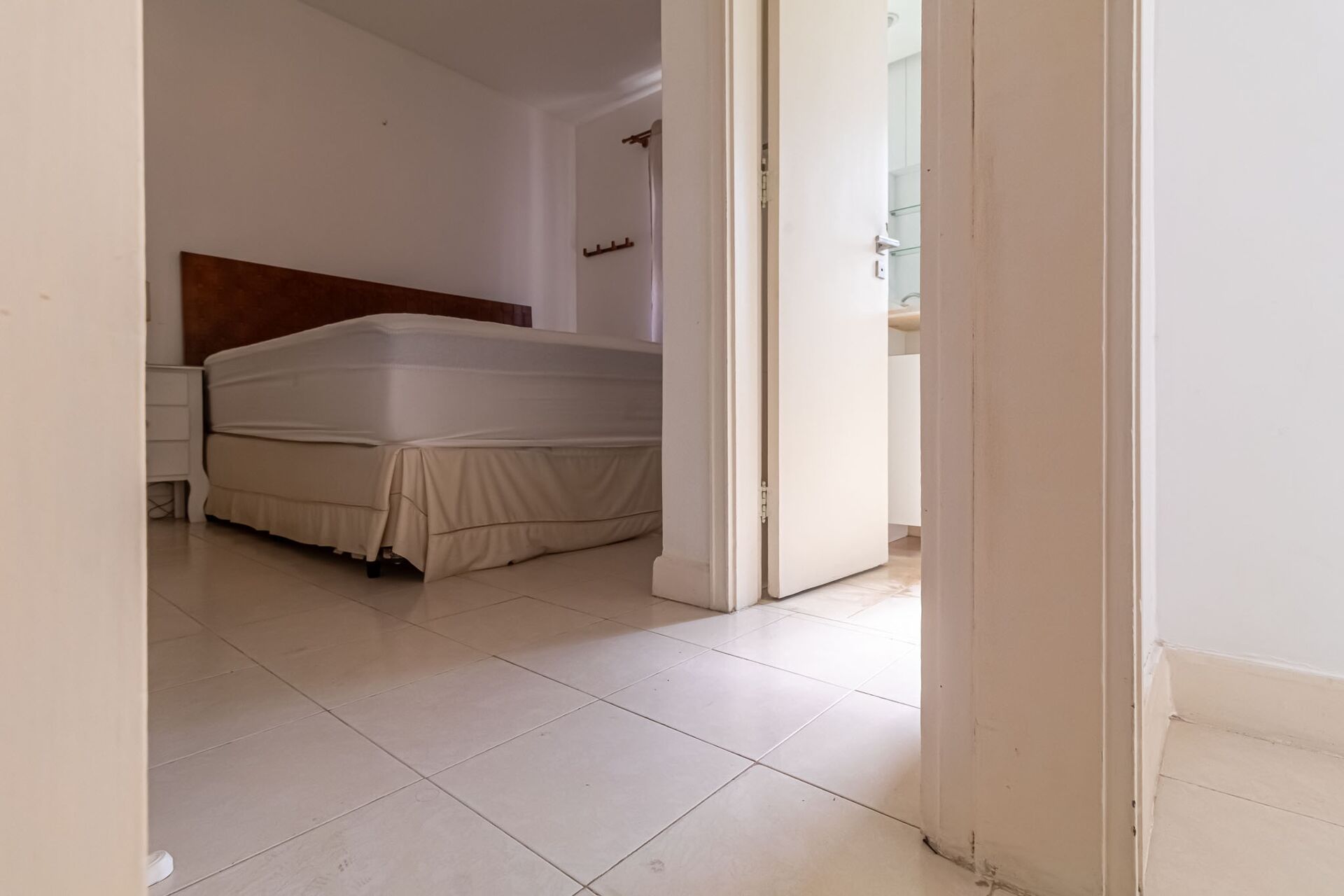 Apartamento à venda com 3 quartos, 107m² - Foto 18