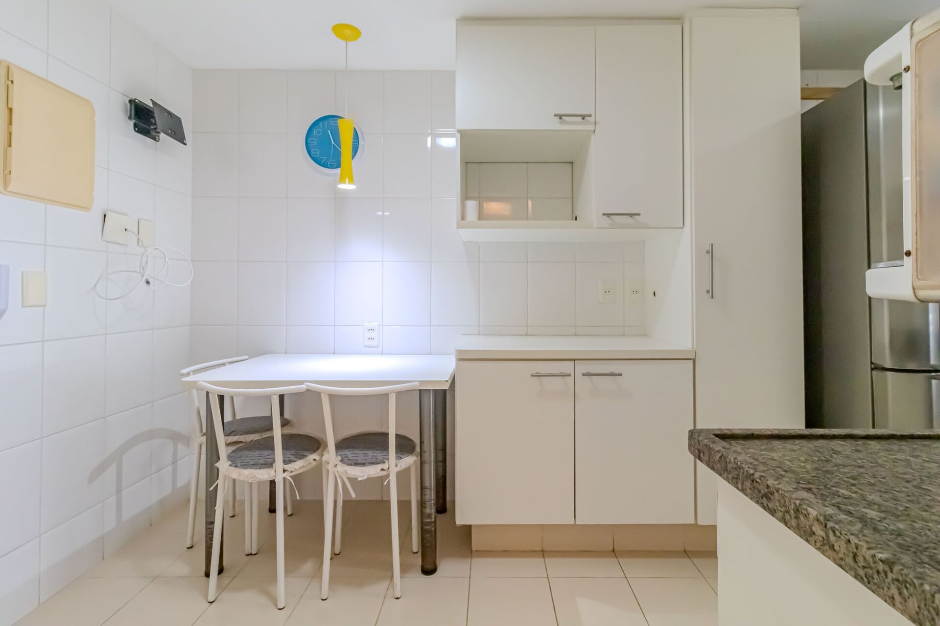 Apartamento à venda com 3 quartos, 107m² - Foto 12