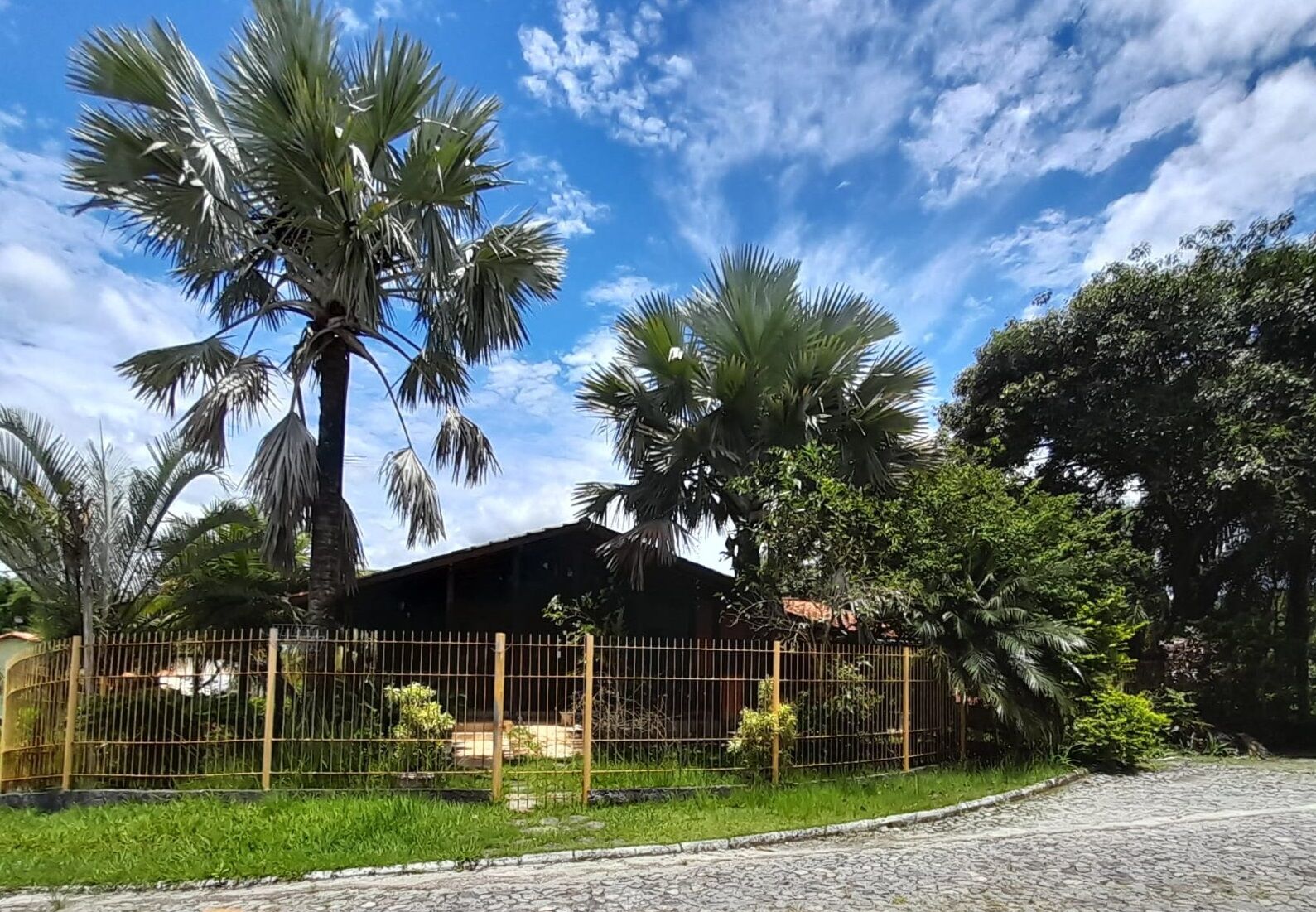 Casa de Condomínio à venda com 3 quartos, 200m² - Foto 6