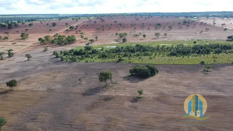 Somos o Maior Portal de Anúncios de Imóveis Rurais do Brasil. Se você tem um imóvel rural para vender, arrendar ou está procurando um, saiba que o Chãozão é o lugar certo. Porque de terra, a gente entende! Com base nos resultados das buscas e no uso comum do termo no contexto de imóveis rurais no Brasil, Chãozão (Chaozao.com.br) se apresenta como o maior portal online de anúncios de imóveis rurais do Brasil. Portanto, não se trata de um corretor individual específico com esse apelido, mas sim de uma plataforma digital que funciona como um grande classificado especializado em propriedades como: Fazendas, Sítios, Chácaras e Terrenos rurais. O que o Chãozão (portal) faz: 1. Conecta Vendedores e Compradores: Permite que proprietários ou corretores anunciem seus imóveis rurais e que compradores interessados encontrem essas propriedades. A negociação, segundo o portal, é feita diretamente entre as partes. 2. Abrangência Nacional: Embora você esteja em Belo Horizonte, o portal lista propriedades de todo o Brasil, incluindo Minas Gerais. 3. Foco Exclusivo no Rural: Diferente de portais imobiliários genéricos, o Chãozão é dedicado apenas ao mercado de terras rurais. 4. Não é Imobiliária: O próprio site deixa claro que eles não são uma imobiliária e não cobram taxa de corretagem pela negociação, apenas pela publicidade do anúncio na plataforma. Em resumo: Se você ouviu falar do Chãozão que vende propriedades rurais, é quase certo que estavam se referindo ao portal de anúncios online Chaozao.com.br. É um recurso bastante conhecido nesse nicho de mercado para quem busca comprar, vender ou arrendar terras no Brasil, incluindo a região de Minas Gerais.