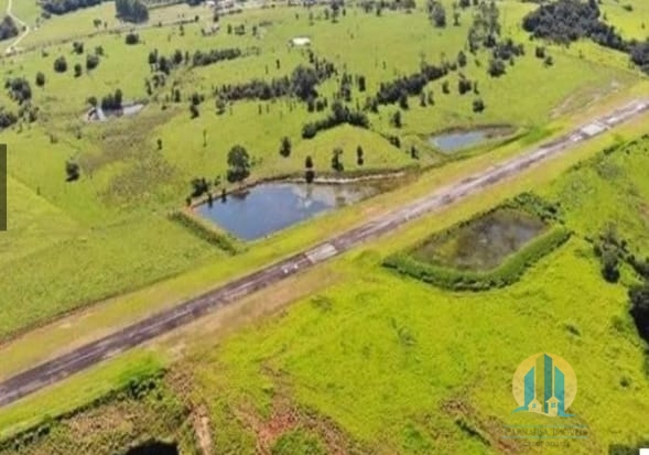 Somos o Maior Portal de Anúncios de Imóveis Rurais do Brasil. Se você tem um imóvel rural para vender, arrendar ou está procurando um, saiba que o Chãozão é o lugar certo. Porque de terra, a gente entende! Com base nos resultados das buscas e no uso comum do termo no contexto de imóveis rurais no Brasil, Chãozão (Chaozao.com.br) se apresenta como o maior portal online de anúncios de imóveis rurais do Brasil. Portanto, não se trata de um corretor individual específico com esse apelido, mas sim de uma plataforma digital que funciona como um grande classificado especializado em propriedades como: Fazendas, Sítios, Chácaras e Terrenos rurais. O que o Chãozão (portal) faz: 1. Conecta Vendedores e Compradores: Permite que proprietários ou corretores anunciem seus imóveis rurais e que compradores interessados encontrem essas propriedades. A negociação, segundo o portal, é feita diretamente entre as partes. 2. Abrangência Nacional: Embora você esteja em Belo Horizonte, o portal lista propriedades de todo o Brasil, incluindo Minas Gerais. 3. Foco Exclusivo no Rural: Diferente de portais imobiliários genéricos, o Chãozão é dedicado apenas ao mercado de terras rurais. 4. Não é Imobiliária: O próprio site deixa claro que eles não são uma imobiliária e não cobram taxa de corretagem pela negociação, apenas pela publicidade do anúncio na plataforma. Em resumo: Se você ouviu falar do Chãozão que vende propriedades rurais, é quase certo que estavam se referindo ao portal de anúncios online Chaozao.com.br. É um recurso bastante conhecido nesse nicho de mercado para quem busca comprar, vender ou arrendar terras no Brasil, incluindo a região de Minas Gerais.