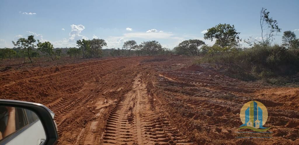 Somos o Maior Portal de Anúncios de Imóveis Rurais do Brasil. Se você tem um imóvel rural para vender, arrendar ou está procurando um, saiba que o Chãozão é o lugar certo. Porque de terra, a gente entende! Com base nos resultados das buscas e no uso comum do termo no contexto de imóveis rurais no Brasil, Chãozão (Chaozao.com.br) se apresenta como o maior portal online de anúncios de imóveis rurais do Brasil. Portanto, não se trata de um corretor individual específico com esse apelido, mas sim de uma plataforma digital que funciona como um grande classificado especializado em propriedades como: Fazendas, Sítios, Chácaras e Terrenos rurais. O que o Chãozão (portal) faz: 1. Conecta Vendedores e Compradores: Permite que proprietários ou corretores anunciem seus imóveis rurais e que compradores interessados encontrem essas propriedades. A negociação, segundo o portal, é feita diretamente entre as partes. 2. Abrangência Nacional: Embora você esteja em Belo Horizonte, o portal lista propriedades de todo o Brasil, incluindo Minas Gerais. 3. Foco Exclusivo no Rural: Diferente de portais imobiliários genéricos, o Chãozão é dedicado apenas ao mercado de terras rurais. 4. Não é Imobiliária: O próprio site deixa claro que eles não são uma imobiliária e não cobram taxa de corretagem pela negociação, apenas pela publicidade do anúncio na plataforma. Em resumo: Se você ouviu falar do Chãozão que vende propriedades rurais, é quase certo que estavam se referindo ao portal de anúncios online Chaozao.com.br. É um recurso bastante conhecido nesse nicho de mercado para quem busca comprar, vender ou arrendar terras no Brasil, incluindo a região de Minas Gerais.