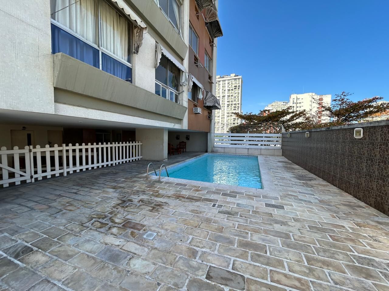 Apartamento à venda com 2 quartos, 82m² - Foto 51