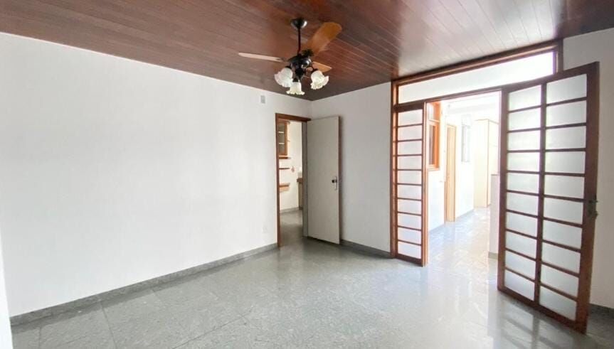 Apartamento à venda com 3 quartos, 205m² - Foto 10