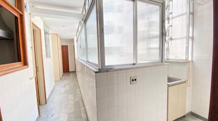 Apartamento à venda com 3 quartos, 205m² - Foto 11