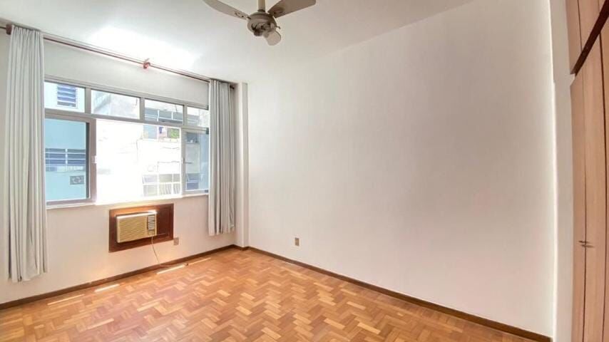 Apartamento à venda com 3 quartos, 205m² - Foto 6