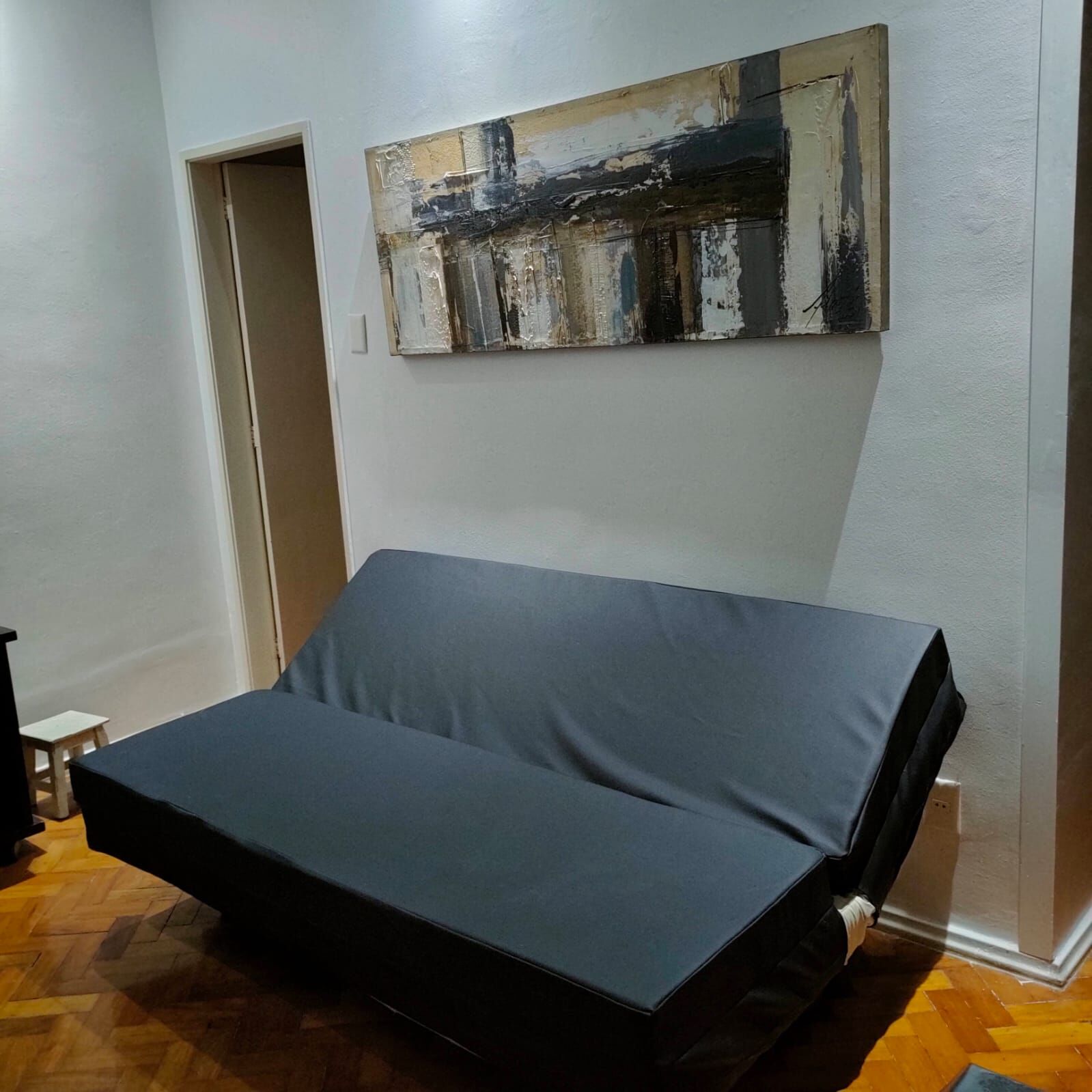 Apartamento à venda com 1 quarto, 50m² - Foto 2