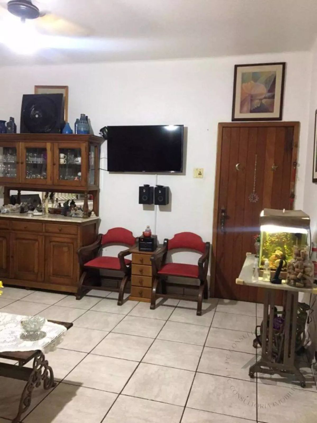 Apartamento à venda com 3 quartos, 99m² - Foto 2