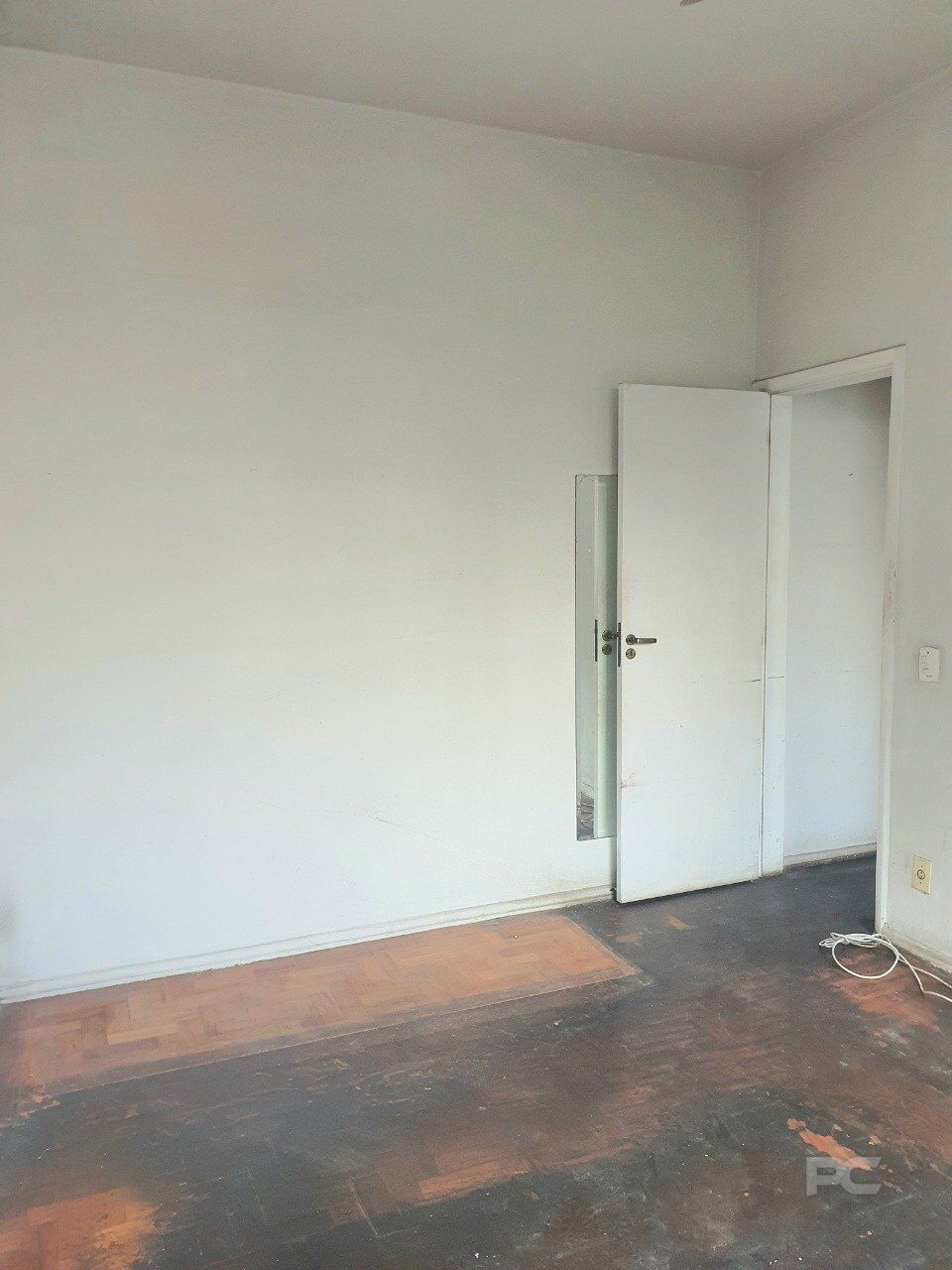 Apartamento à venda com 2 quartos, 80m² - Foto 11