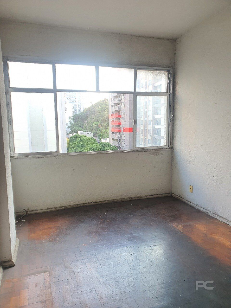 Apartamento à venda com 2 quartos, 80m² - Foto 1