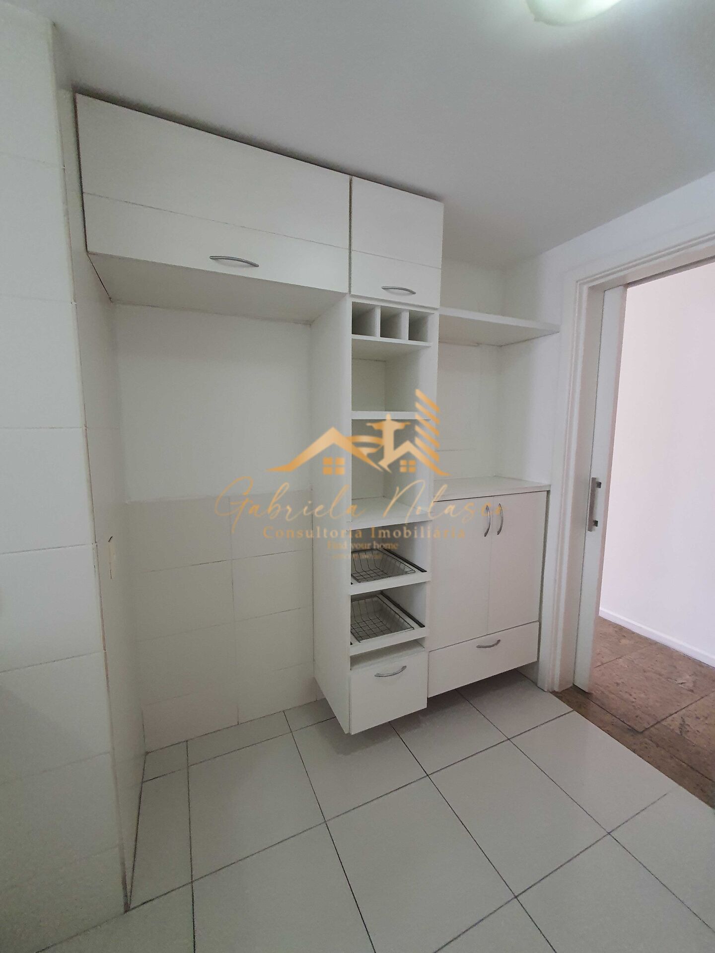 Apartamento à venda com 2 quartos, 100m² - Foto 7