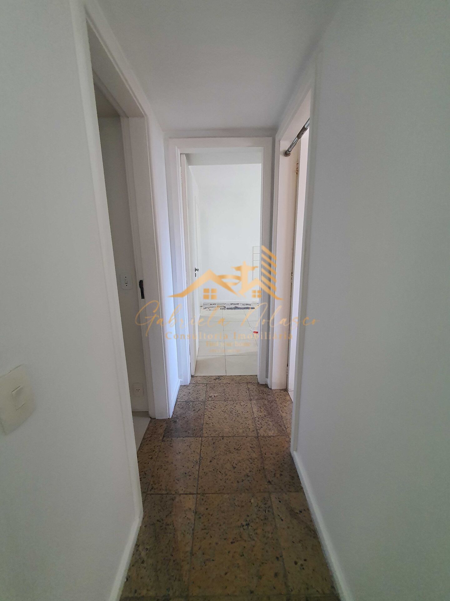 Apartamento à venda com 2 quartos, 100m² - Foto 14