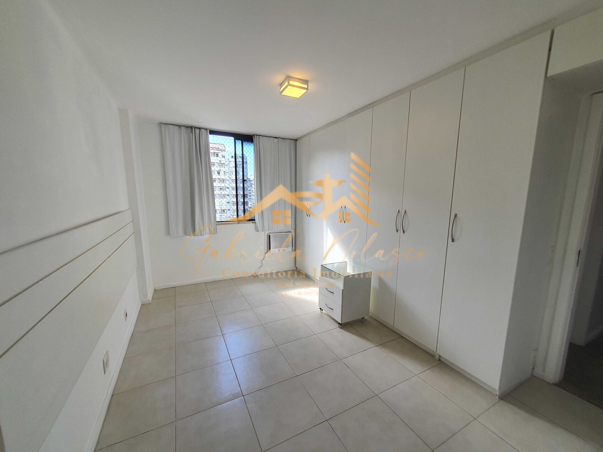 Apartamento à venda com 2 quartos, 100m² - Foto 35