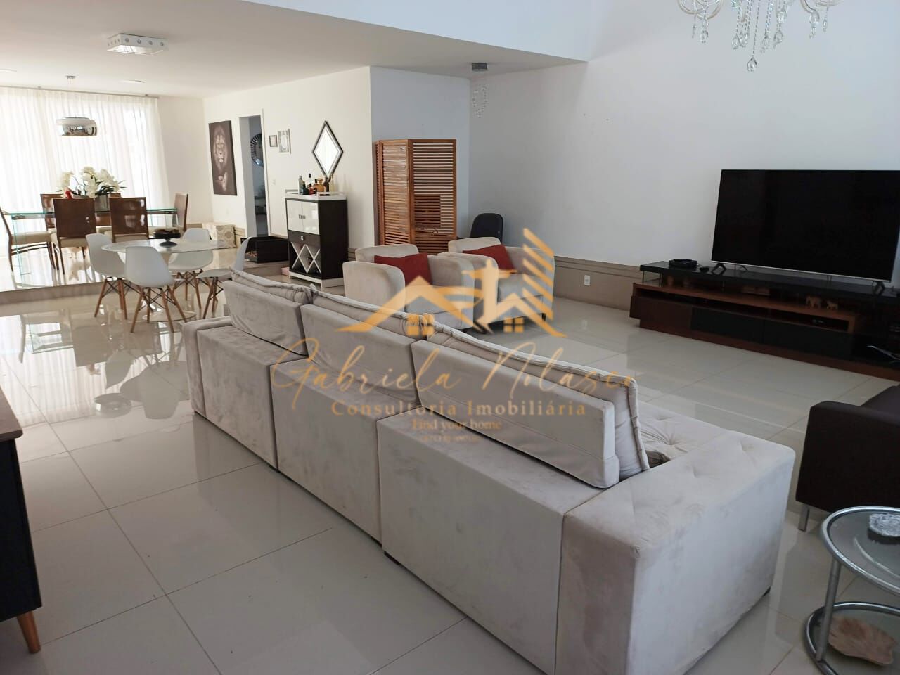 Casa à venda com 5 quartos, 600m² - Foto 2