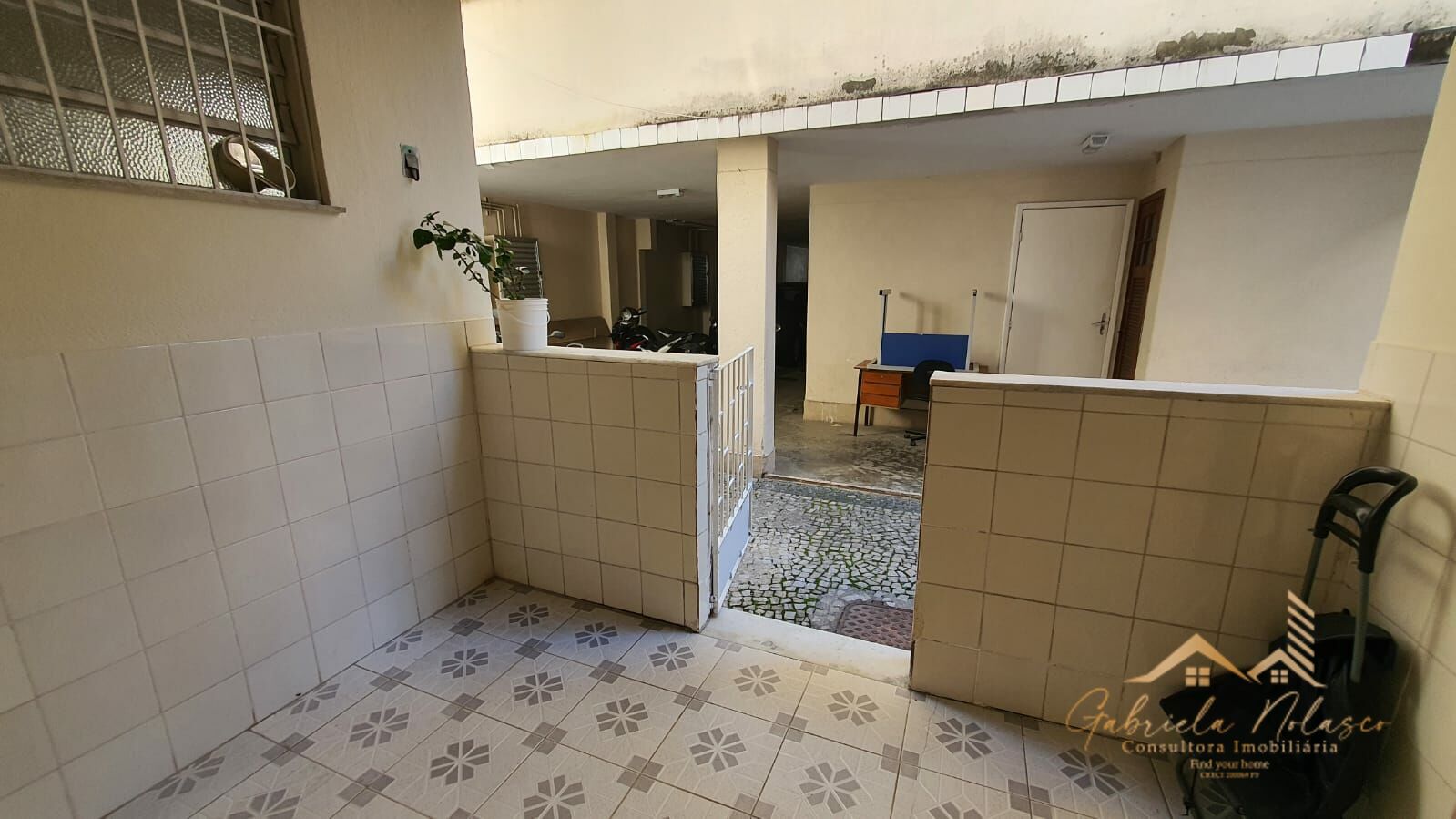 Apartamento à venda com 3 quartos, 117m² - Foto 3