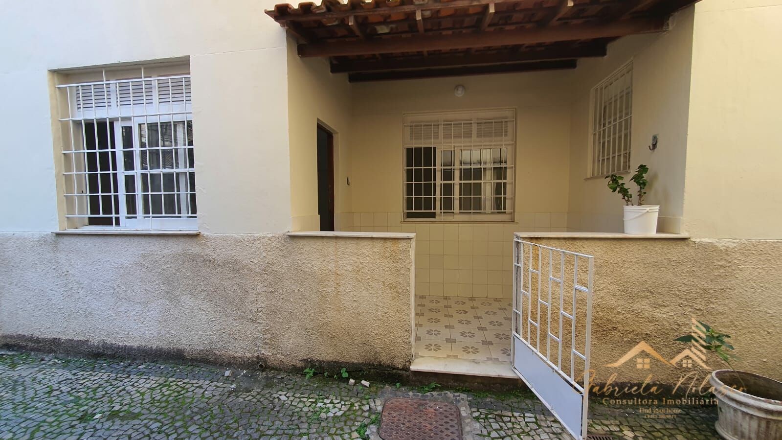 Apartamento à venda com 3 quartos, 117m² - Foto 2