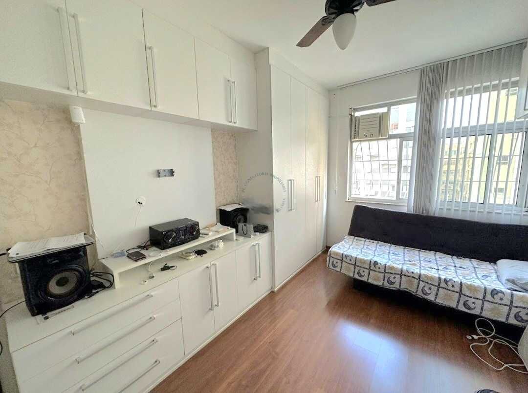 Apartamento à venda com 3 quartos, 130m² - Foto 9