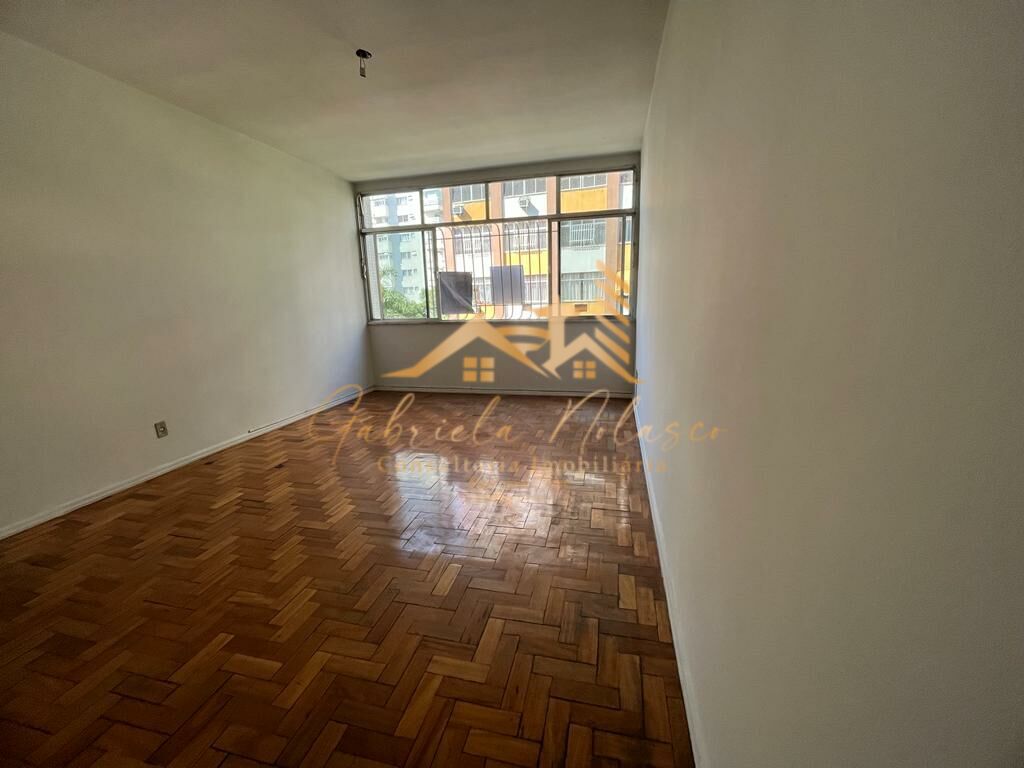 Apartamento à venda com 3 quartos, 143m² - Foto 1