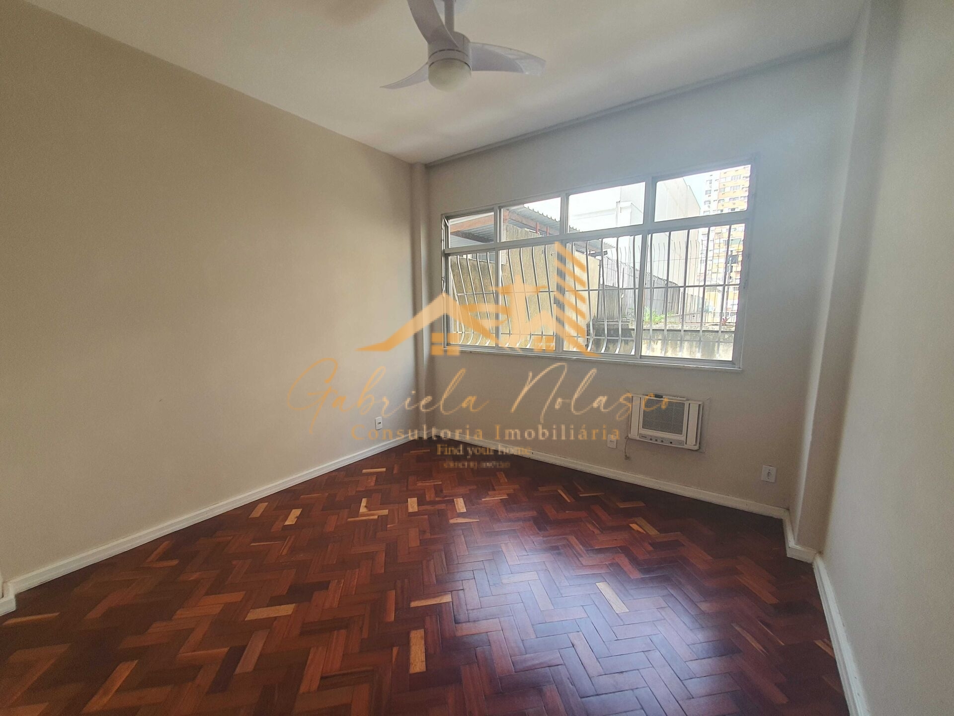 Apartamento à venda com 2 quartos, 52m² - Foto 2