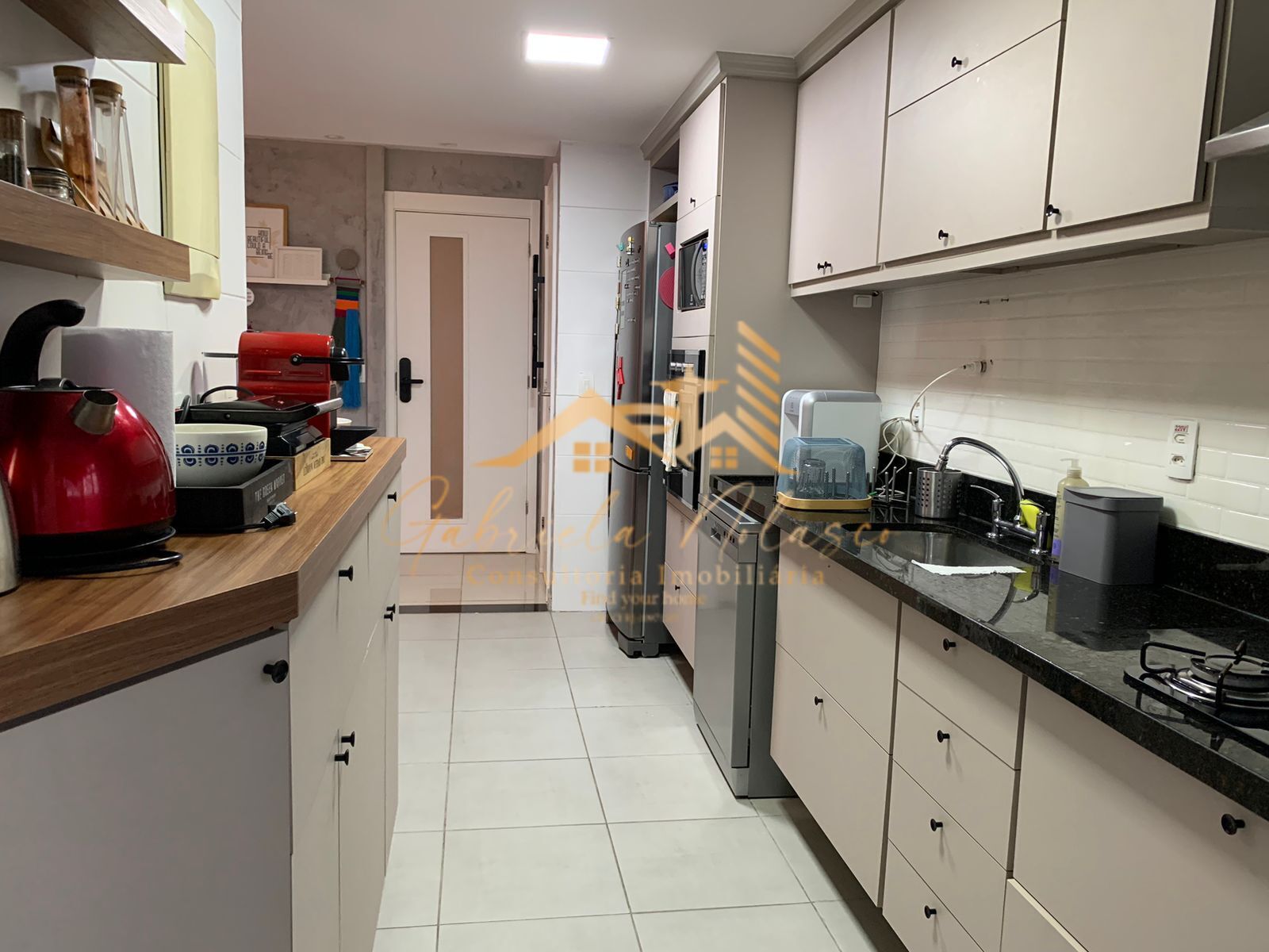 Apartamento à venda com 2 quartos, 70m² - Foto 18