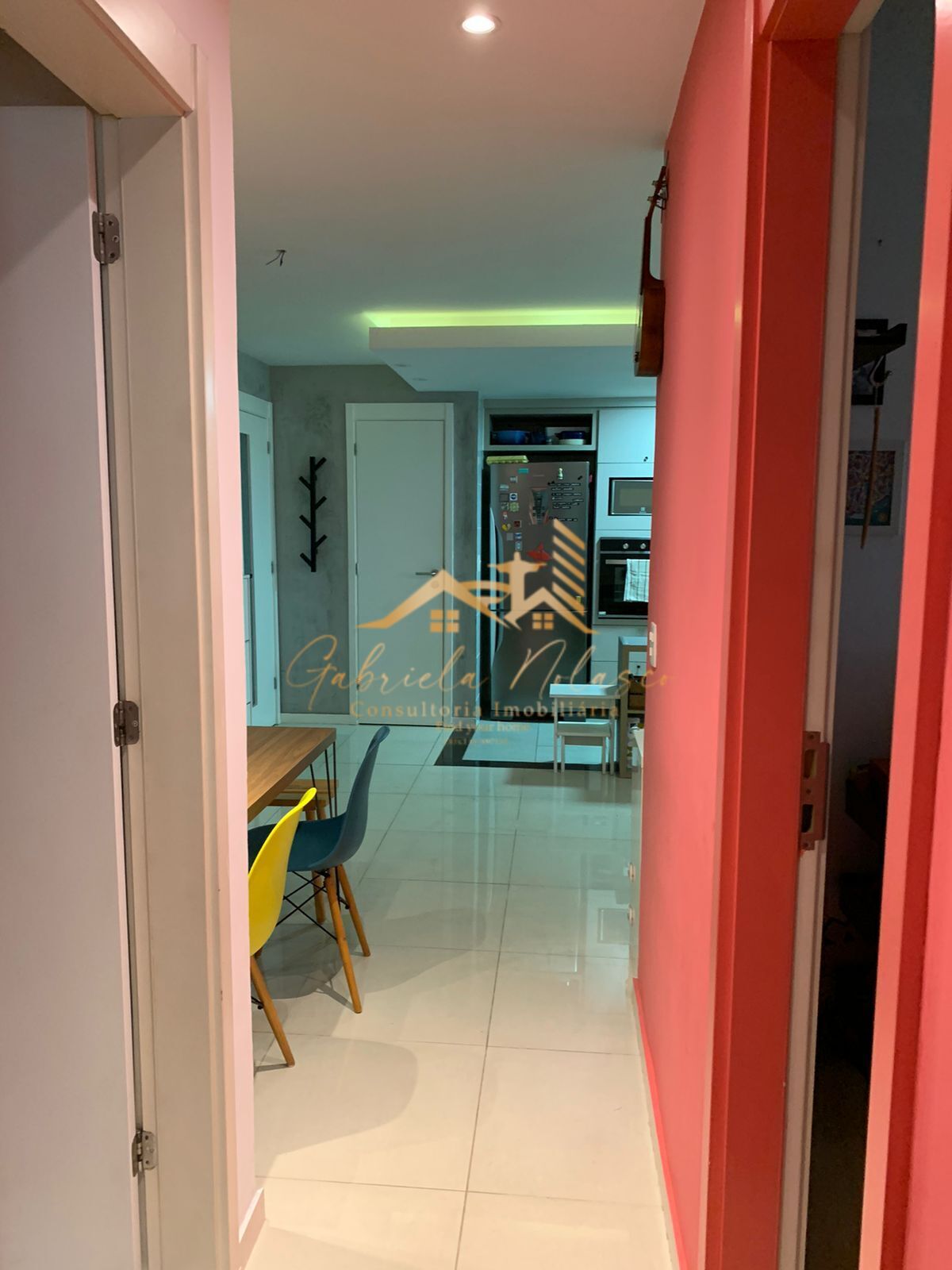 Apartamento à venda com 2 quartos, 70m² - Foto 16