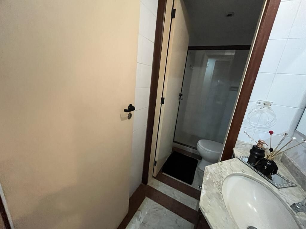 Apartamento à venda com 4 quartos, 160m² - Foto 14