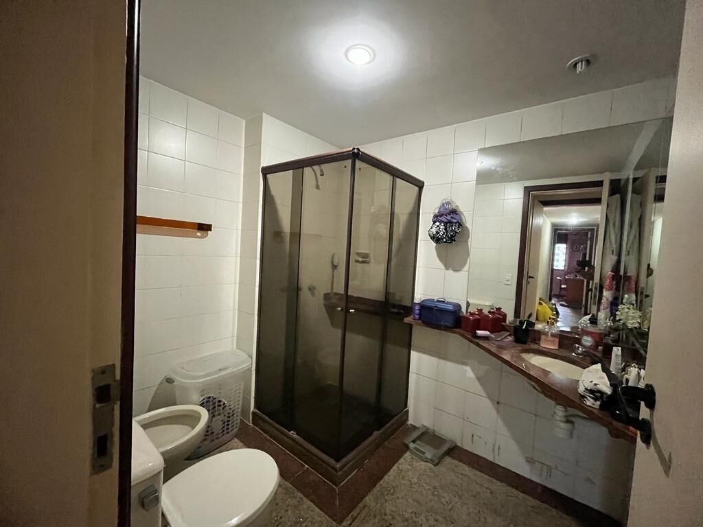 Apartamento à venda com 4 quartos, 160m² - Foto 21