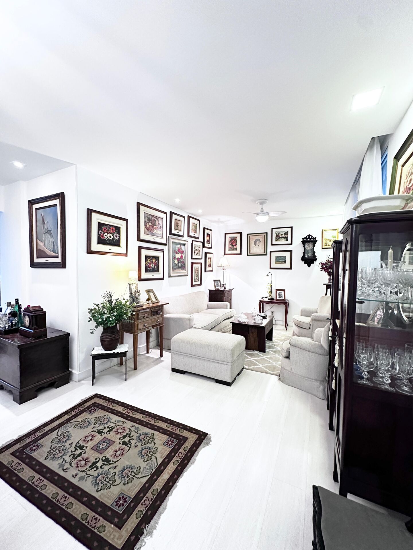 Apartamento à venda com 1 quarto, 87m² - Foto 3