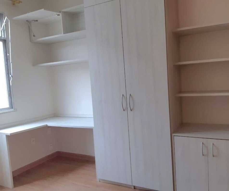 Apartamento à venda com 2 quartos, 80m² - Foto 4