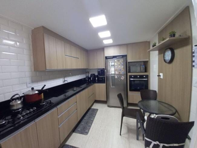 Apartamento à venda com 3 quartos, 98m² - Foto 33