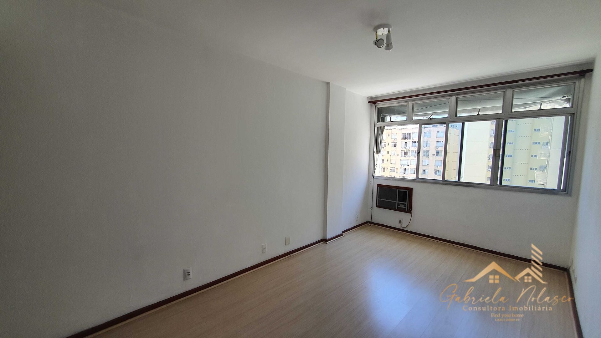 Apartamento à venda com 3 quartos, 90m² - Foto 2