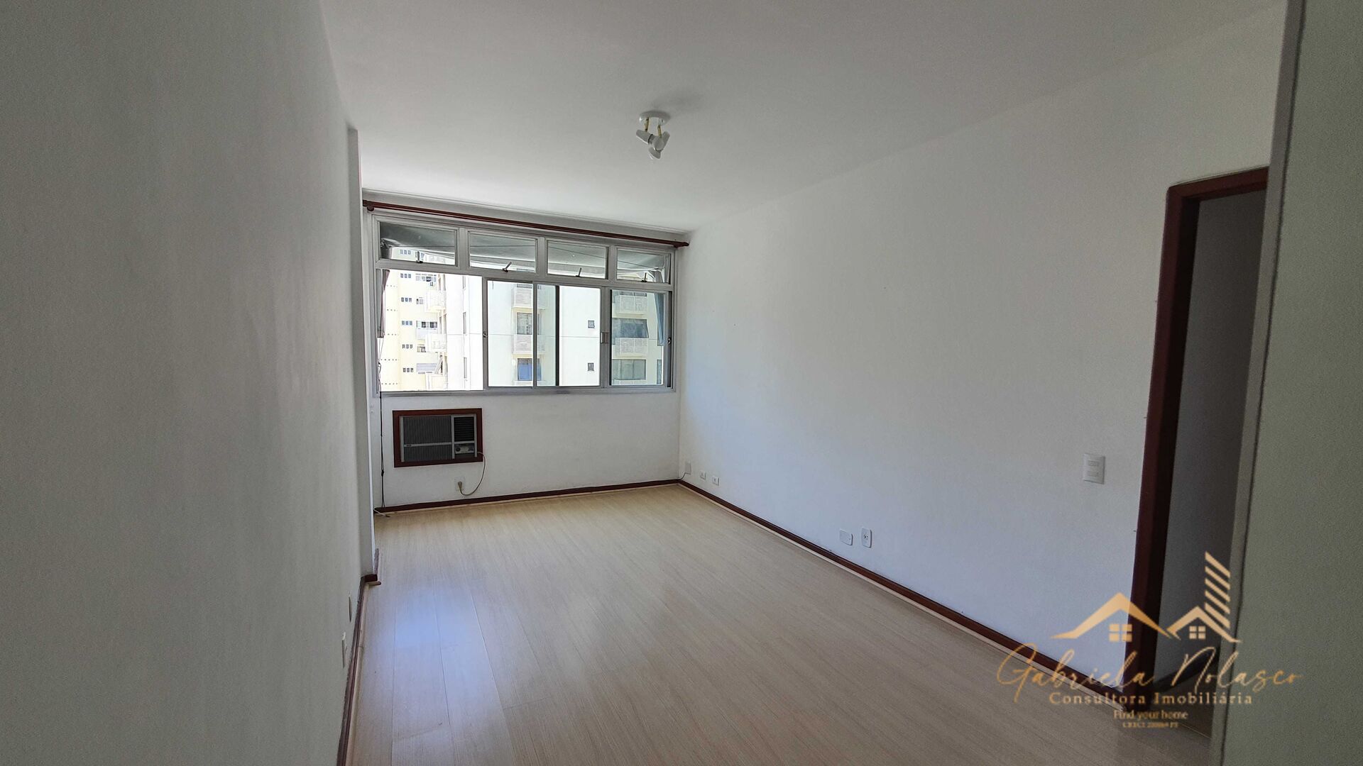 Apartamento à venda com 3 quartos, 90m² - Foto 3