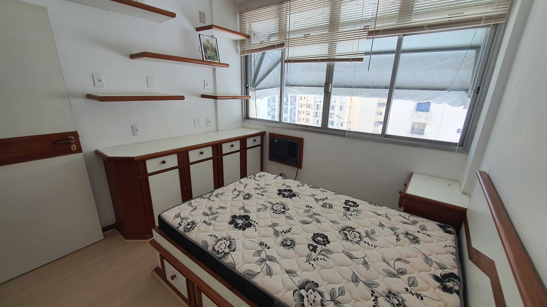 Apartamento à venda com 3 quartos, 90m² - Foto 12